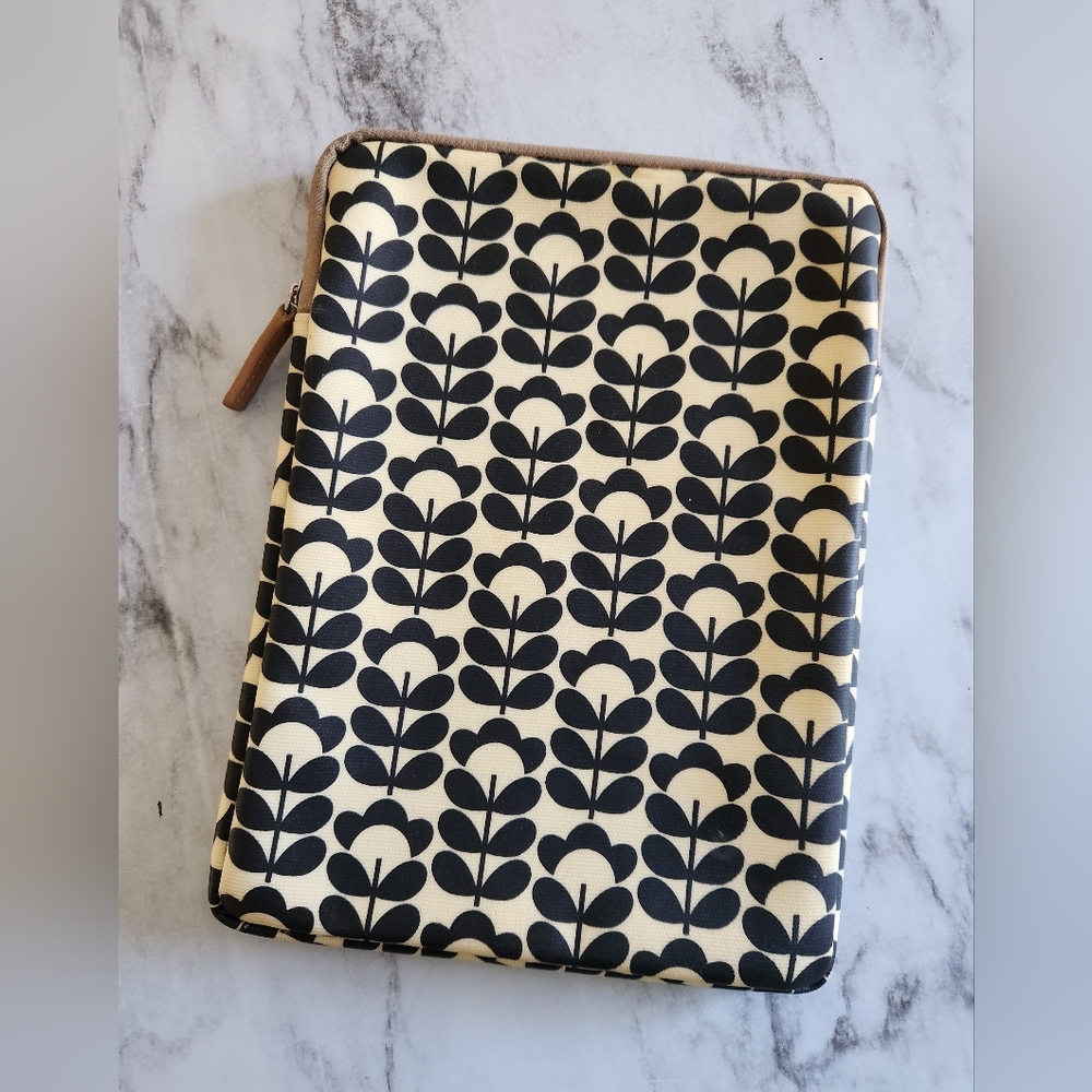 Orla Kiely + Belkin Tablet Sleeve